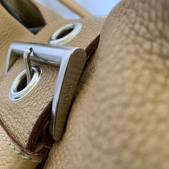 Vintage Y2K PRADA Moon Tan Leather Crescent Shoulder Bag - Picture 5 of 16